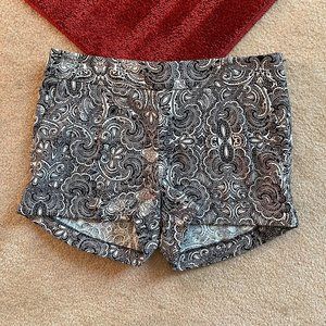 Express 2 Black White Patterned Cuffed Shorts